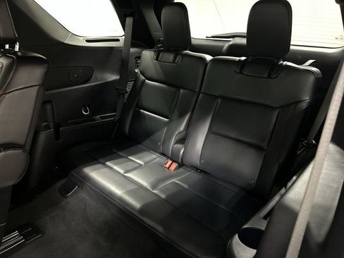 Used 2026 Ford Explorer ST-Line AWD/4WD image 21