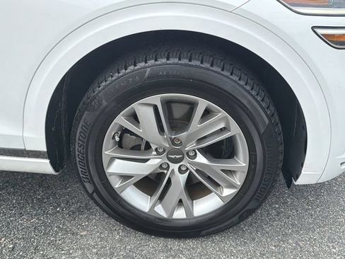Used 2023 Genesis GV70 2.5T AWD/4WD image 12