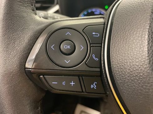 Used 2022 Toyota RAV4 XLE w/ Convenience Package AWD/4WD image 18