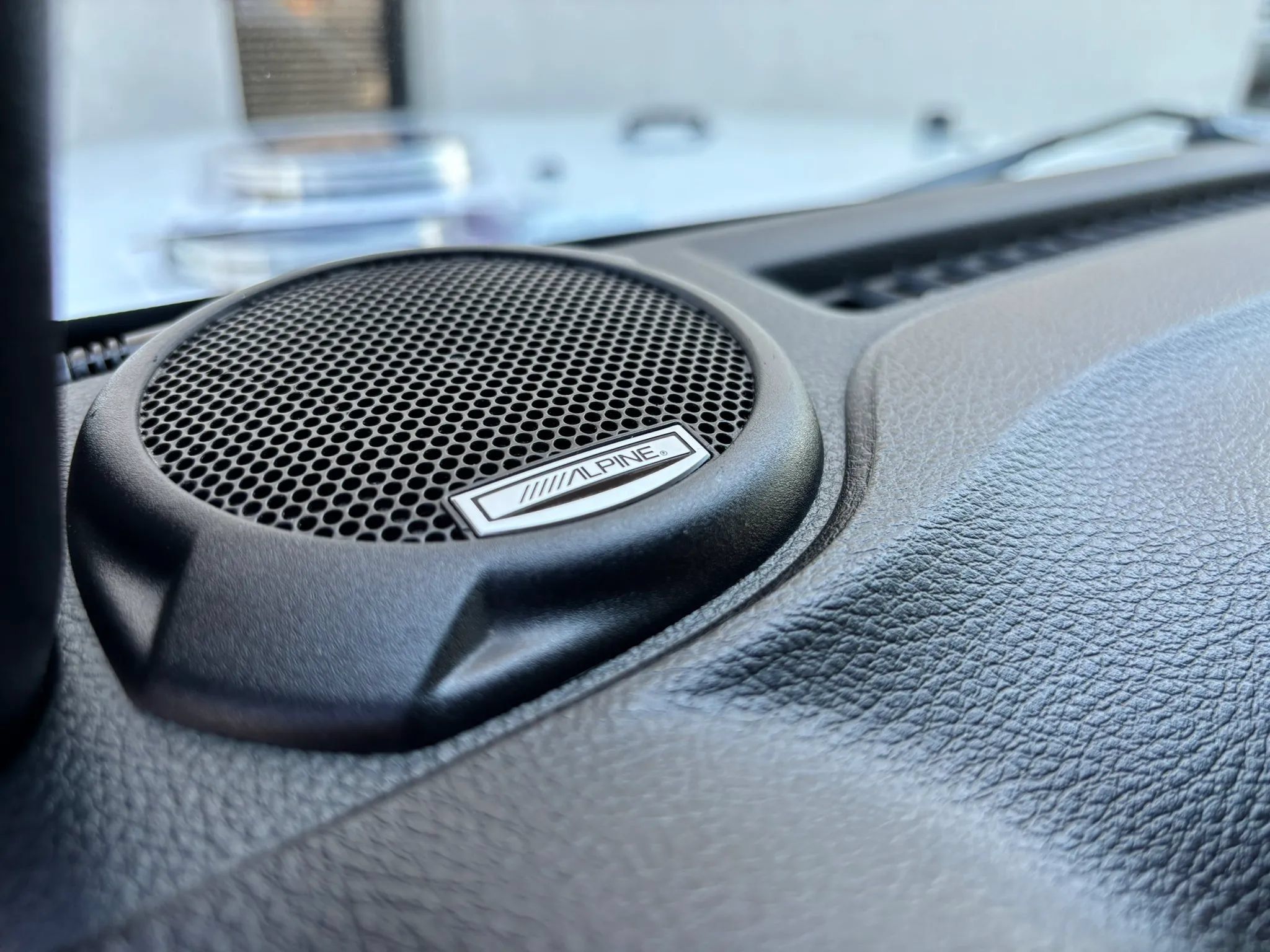Used 2018 Jeep Wrangler Unlimited Sport S AWD/4WD image 34
