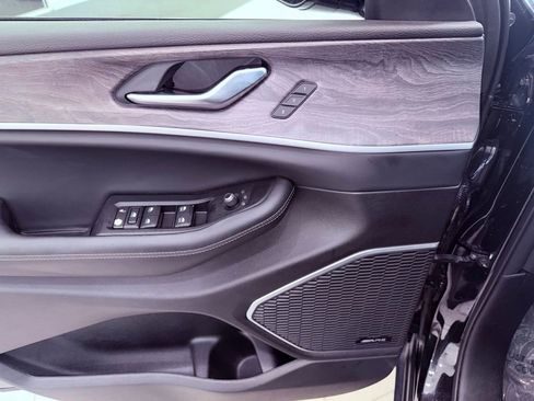 Used 2022 Jeep Grand Cherokee Limited 4xe w/ Luxury Tech Group II image 23