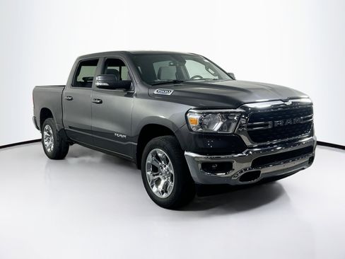 Used 2022 RAM 1500 Big Horn AWD/4WD image 3