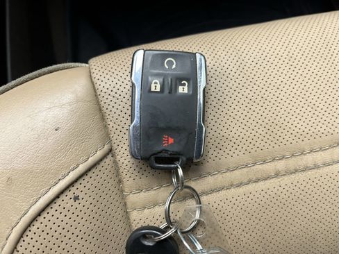 Used 2019 GMC Sierra 2500 Denali w/ Duramax Plus Package image 29