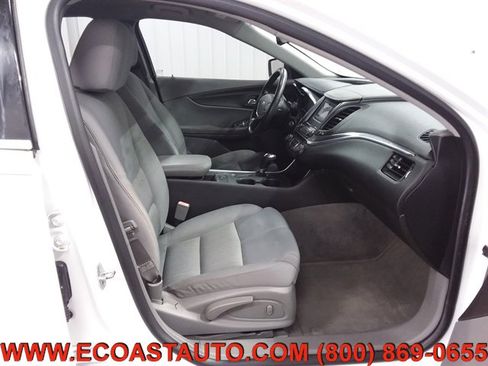 Used 2015 Chevrolet Impala LS image 13