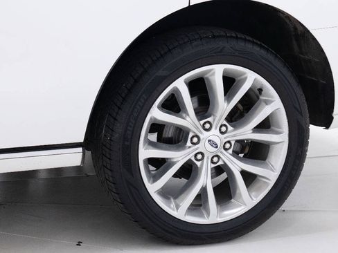 Used 2018 Ford Expedition Platinum RWD image 73