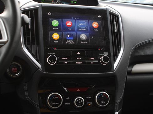 Used 2023 Subaru Forester Limited image 14