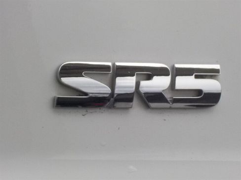 Used 2017 Toyota Tundra SR5 w/ TRD Off Road Package image 4