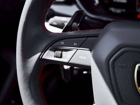 Used 2024 Lamborghini Urus Performante image 69