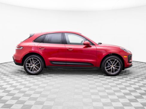 New 2026 Porsche Macan image 7