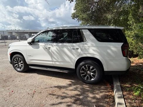 Used 2021 Chevrolet Tahoe LT w/ LT Signature Package RWD image 4