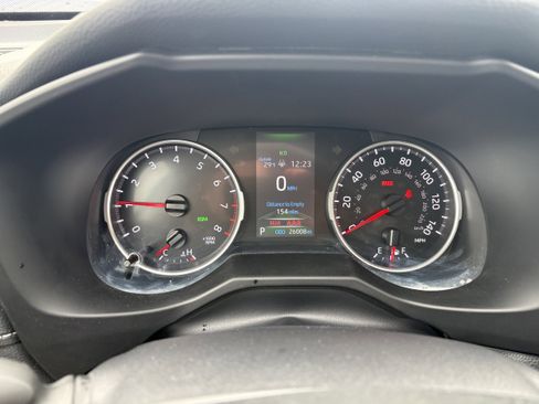 Certified 2022 Toyota RAV4 XLE w/ Convenience Package image 4