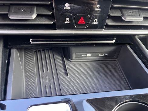 New 2026 Volkswagen Atlas SEL Premium R-Line image 11