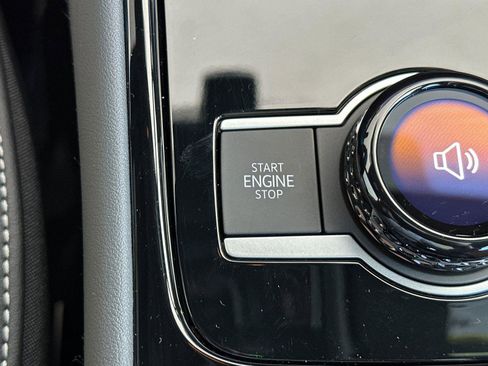 New 2026 Volkswagen Tiguan SEL R-Line AWD/4WD image 22