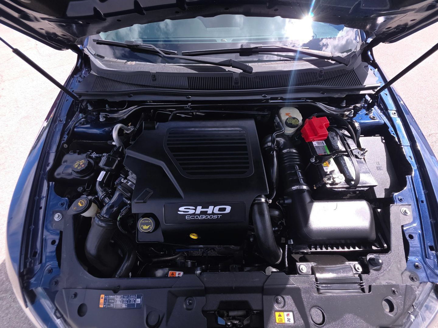 Used 2016 Ford Taurus SHO AWD/4WD image 45