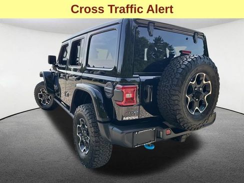 Used 2023 Jeep Wrangler Unlimited Rubicon 4xe w/ Cold Weather Group AWD/4WD image 10