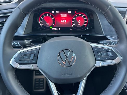 New 2026 Volkswagen Atlas Cross Sport SEL Premium R-Line AWD/4WD image 21