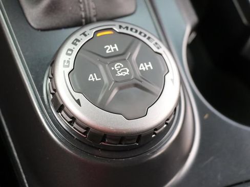 Used 2024 Ford Bronco Outer Banks AWD/4WD image 30