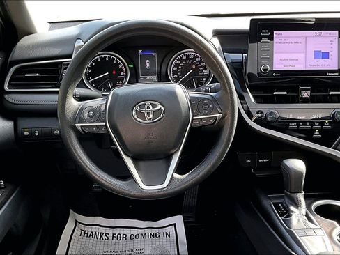 Used 2024 Toyota Camry LE w/ Convenience Package FWD image 5