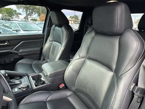 Certified 2025 Toyota Tacoma TRD Sport image 19