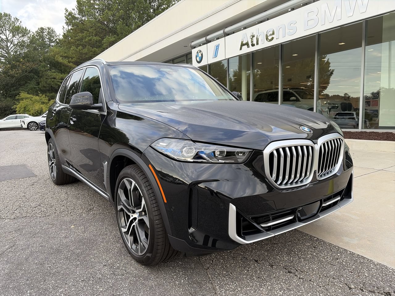 Used 2026 BMW X5 xDrive40i AWD/4WD image 1