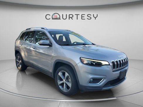 Used 2020 Jeep Cherokee Limited image 4