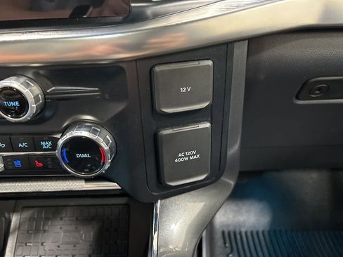 Used 2023 Ford F150 Lariat w/ Equipment Group 502A High image 29