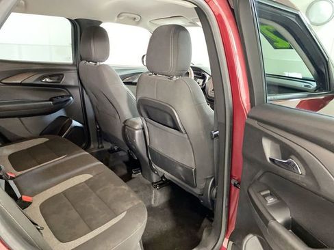 Used 2022 Chevrolet TrailBlazer LT image 32