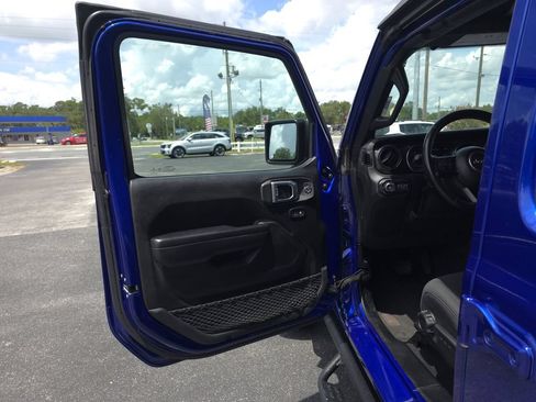 Used 2020 Jeep Wrangler Unlimited Sport AWD/4WD image 9