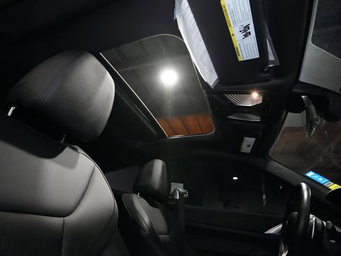 Used 2021 BMW 430i Coupe w/ Convenience Package image 21