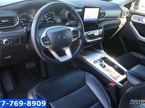 Certified 2022 Ford Explorer Limited w/ Equipment Group 301A image 12