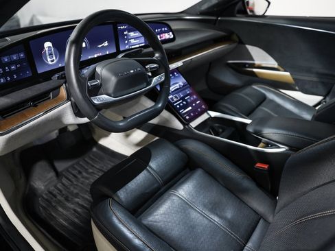 Used 2022 Lucid Air Grand Touring image 24