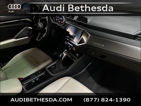 Used 2025 Audi Q3 2.0T Premium w/ Convenience Package image 11
