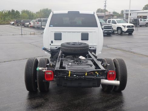 New 2026 RAM 3500 Tradesman image 19