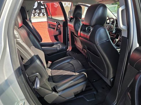 Used 2015 Buick Enclave Leather FWD image 21