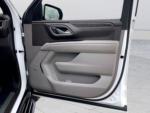 Used 2021 Chevrolet Tahoe LT RWD image 26