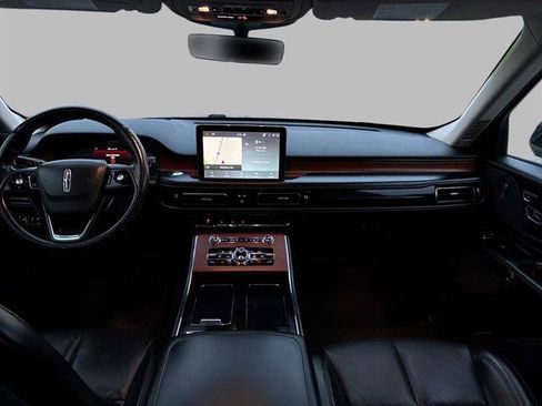 Used 2021 Lincoln Aviator Reserve w/ Equipment Group 201A image 17