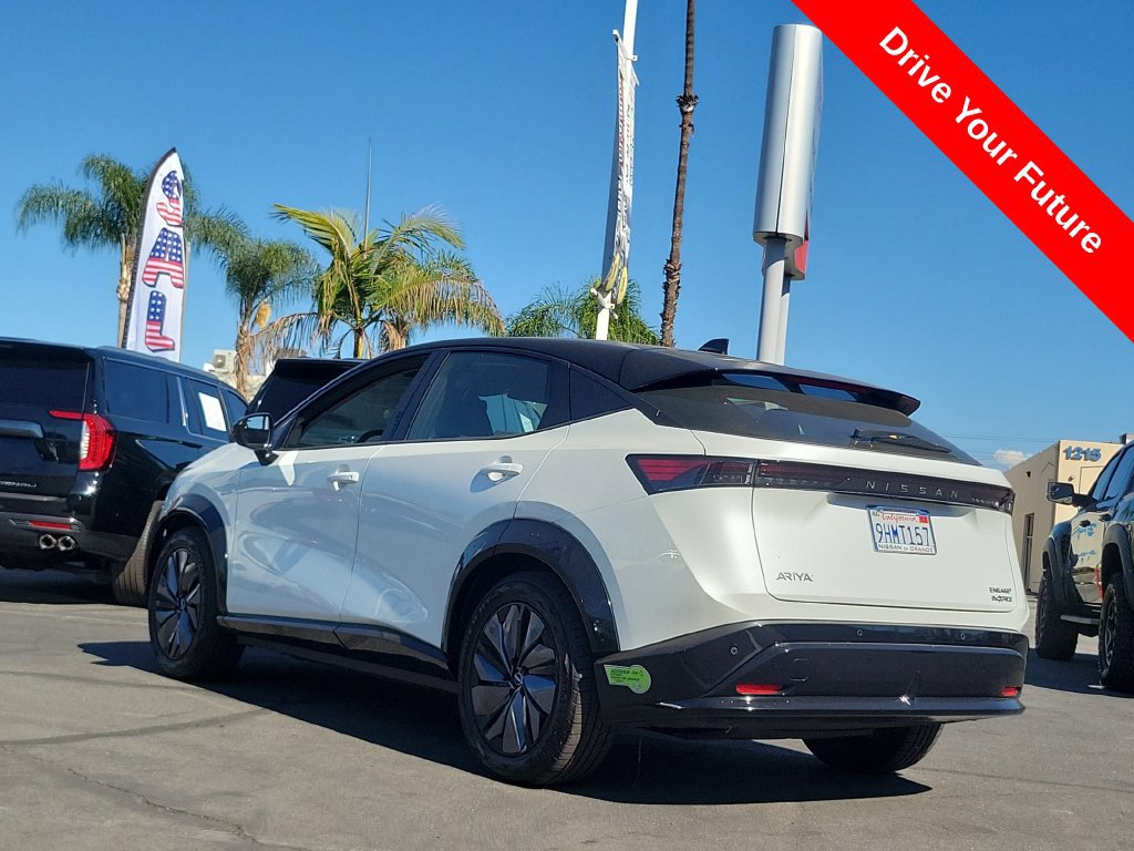 Used 2023 Nissan Ariya AWD image 2