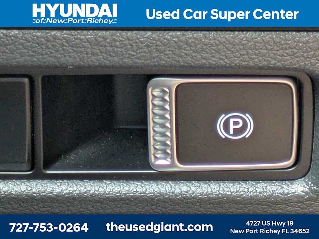 Certified 2023 Hyundai Santa Fe SEL FWD image 32