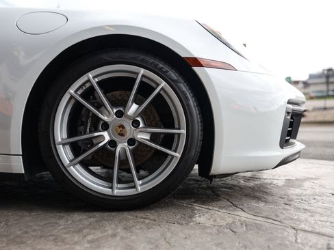 Used 2021 Porsche 911 Targa 4 image 10