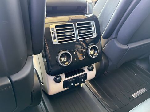 Used 2019 Land Rover Range Rover HSE AWD/4WD image 29