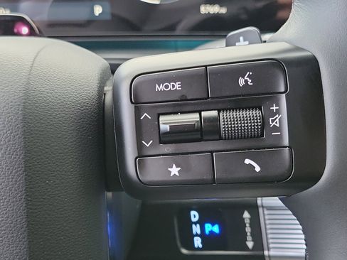 Used 2026 Hyundai Santa Fe Calligraphy image 8