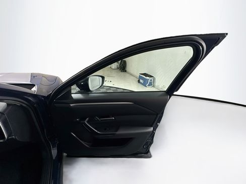 Used 2026 MAZDA CX-50 AWD 2.5 S w/ Preferred Pkg image 33