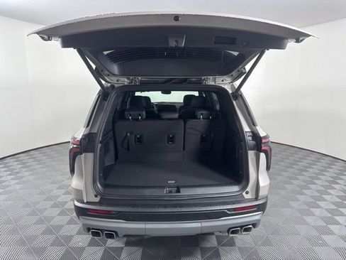 New 2026 Chevrolet Traverse Z71 AWD/4WD image 13