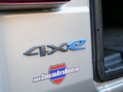 Used 2023 Jeep Wrangler Unlimited Rubicon 4xe w/ Cold Weather Group AWD/4WD image 16
