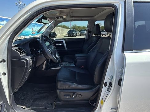 Used 2022 Toyota 4Runner Limited image 11