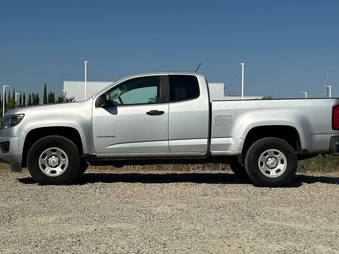 Used 2020 Chevrolet Colorado W/T RWD image 5