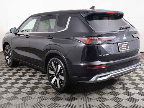 New 2026 Mitsubishi Outlander SE AWD/4WD image 13