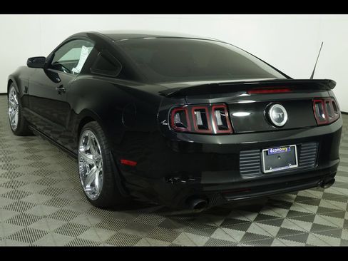 Used 2014 Ford Mustang GT w/ GT Track Package RWD image 6