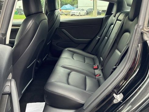 Used 2022 Tesla Model 3 Standard Range RWD image 12