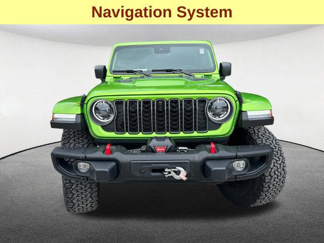 Used 2025 Jeep Wrangler Unlimited Rubicon AWD/4WD image 4